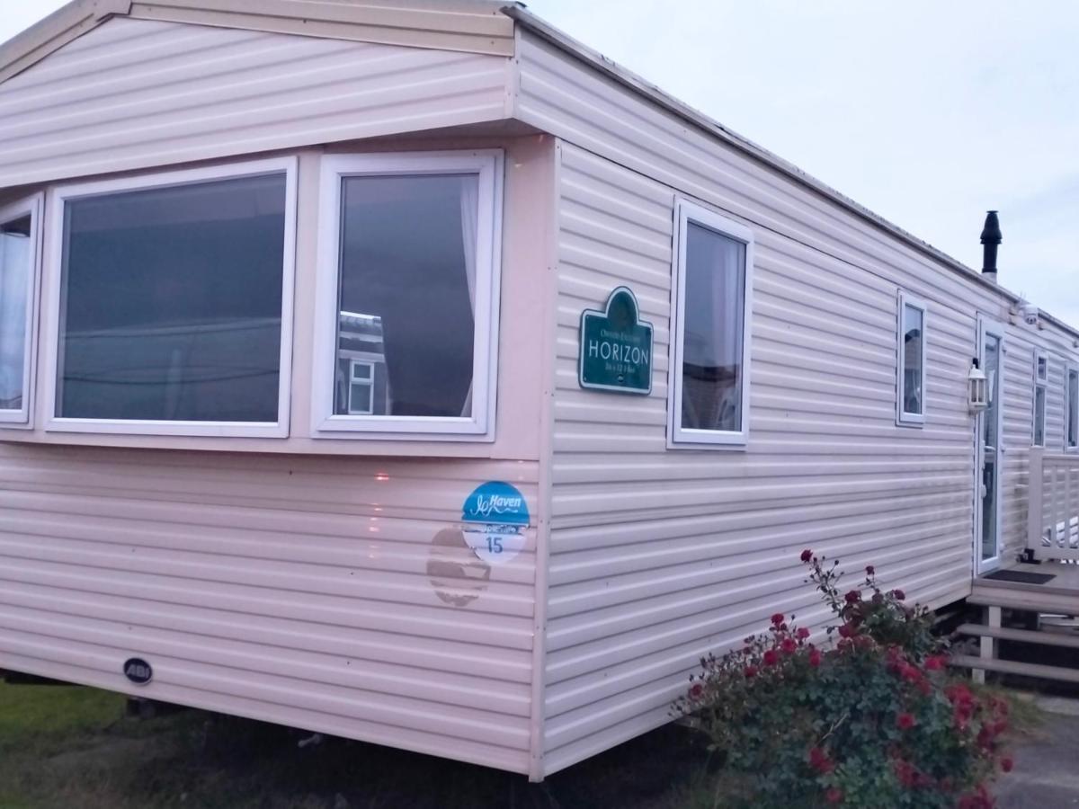 Seascape - Blue Dolphin Holiday Park Gristhorpe Exteriör bild